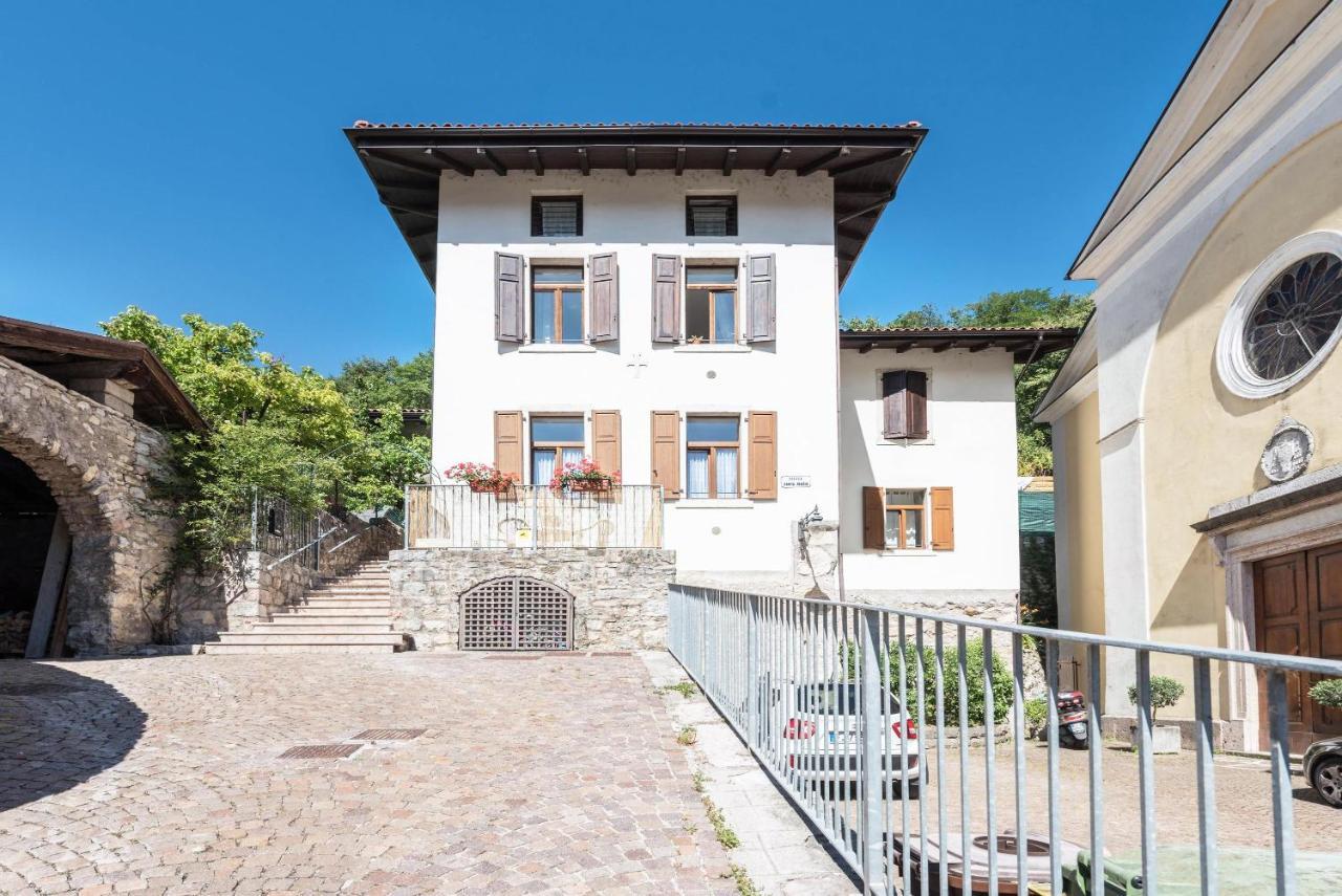 Appartamento Ania Vista Castello Tenno Exteriér fotografie